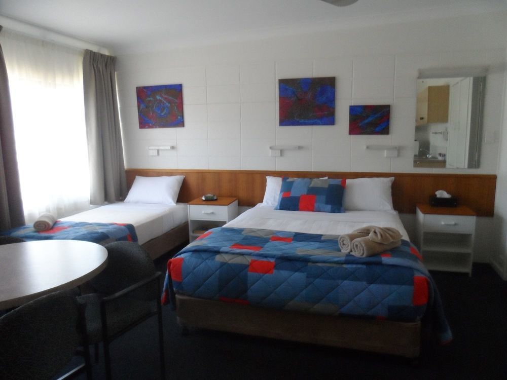 Oakey Motel Bagian luar foto