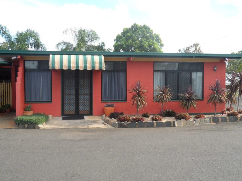 Oakey Motel Bagian luar foto